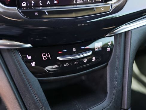 Certified 2024 Cadillac XT6 Sport w/ Platinum Package AWD/4WD image 18