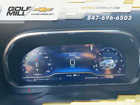 Used 2024 Chevrolet Suburban RST w/ Luxury Package AWD/4WD image 15