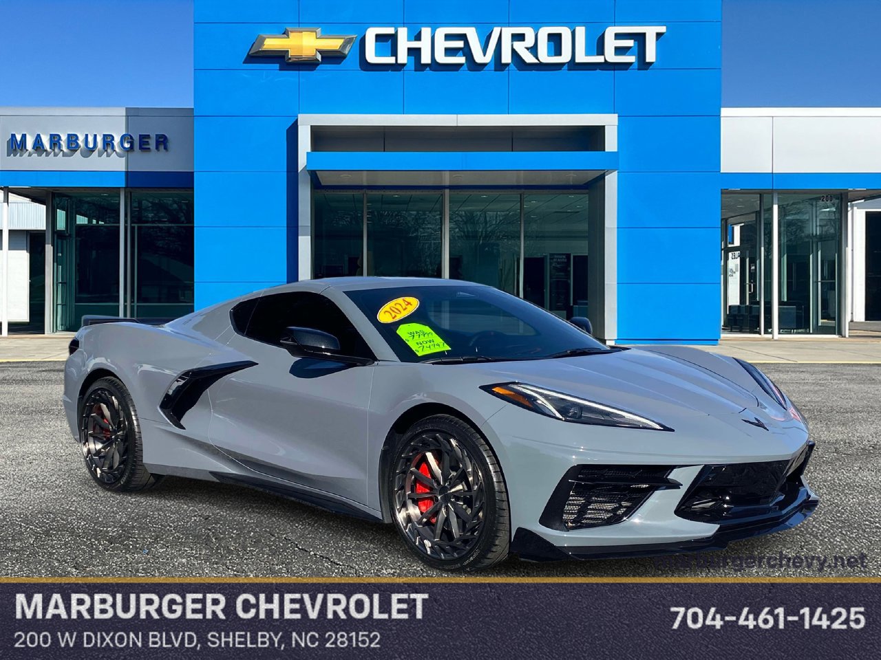 Used 2024 Chevrolet Corvette Stingray Preferred Cpe w/ Z51 Performance Package RWD image 1