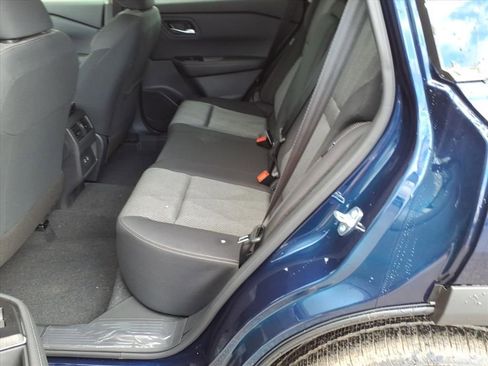 Used 2026 Nissan Rogue SV image 12