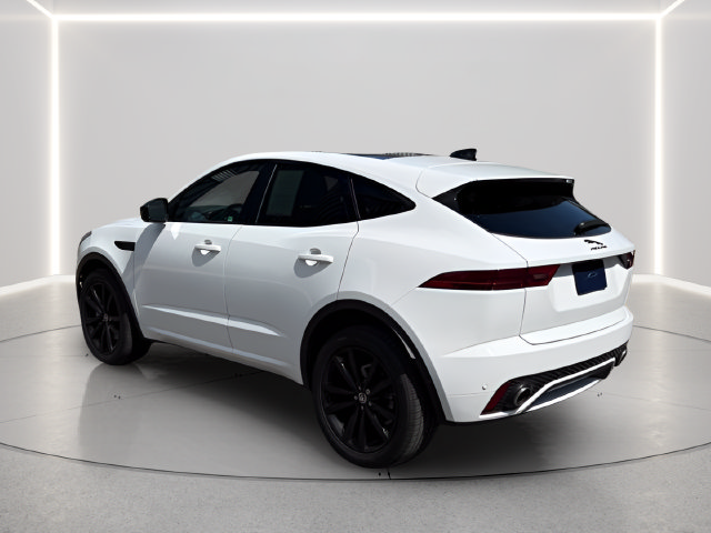 Used 2024 Jaguar E-PACE R-Dynamic SE AWD/4WD image 4