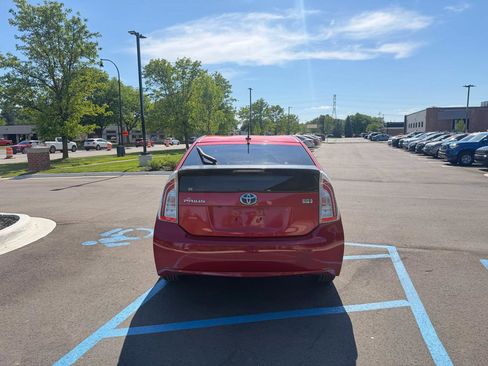 Used 2014 Toyota Prius Four FWD image 6
