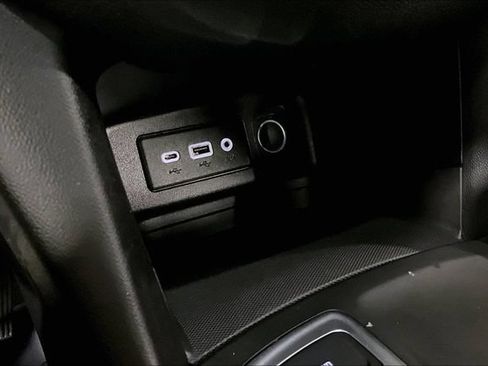 Used 2020 Chevrolet Equinox LT AWD/4WD image 24