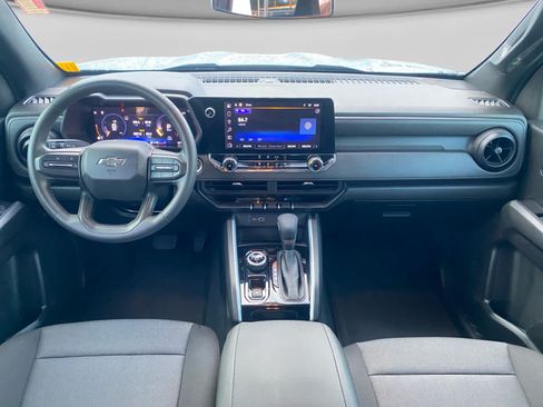 Used 2024 Chevrolet Colorado Trail Boss w/ Technology Package AWD/4WD image 15