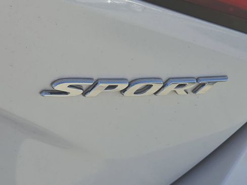 Certified 2023 Honda Civic Sport image 12