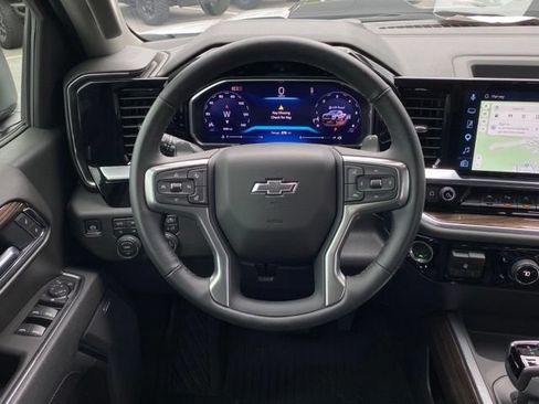 Used 2026 Chevrolet Silverado 1500 LT Trail Boss w/ LT Trail Boss Premium Package AWD/4WD image 26