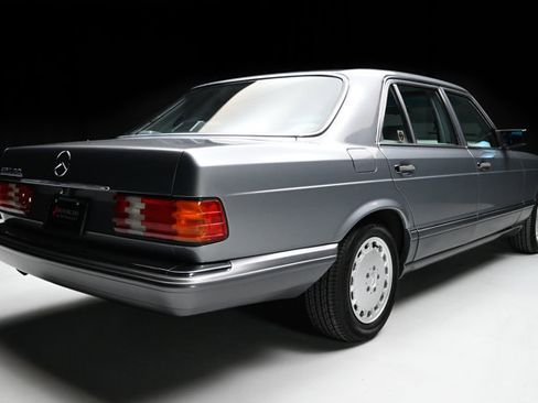 Used 1991 Mercedes-Benz 560 SEL image 21
