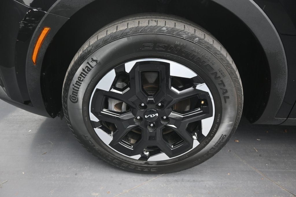 Used 2024 Kia Sorento S AWD/4WD image 9