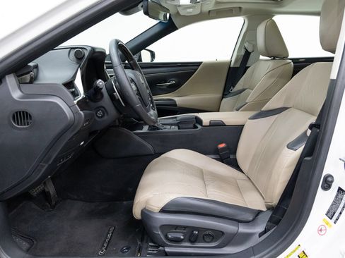 Used 2019 Lexus ES 300h FWD image 7