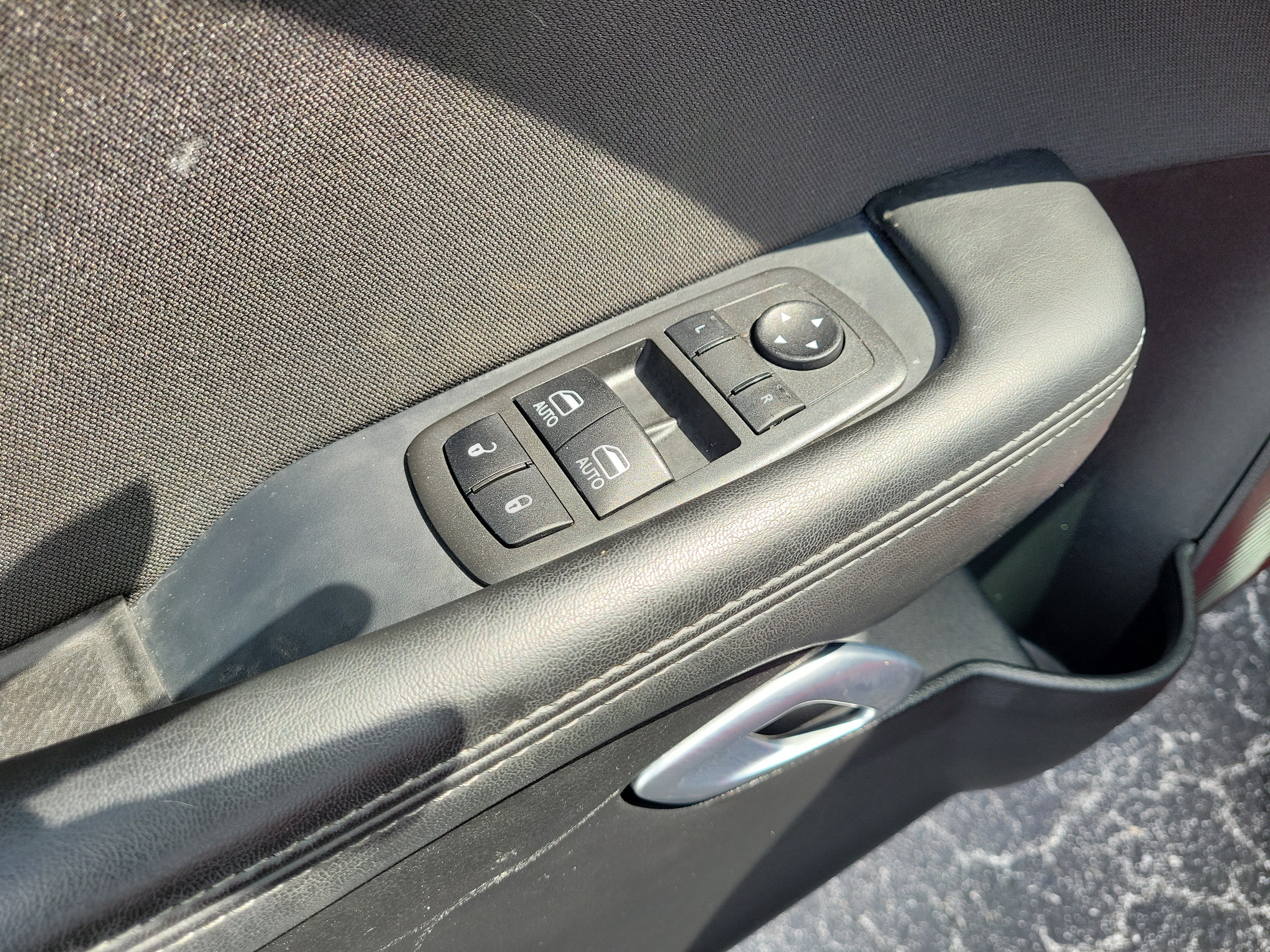 Used 2022 Dodge Challenger R/T RWD image 12