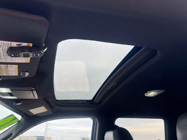 Used 2014 Ford F150 FX4 w/ Equipment Group 402A Luxury AWD/4WD image 16