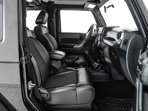 Used 2012 Jeep Wrangler Rubicon image 27