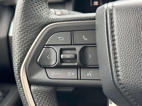 Used 2024 Toyota Tacoma SR5 image 17