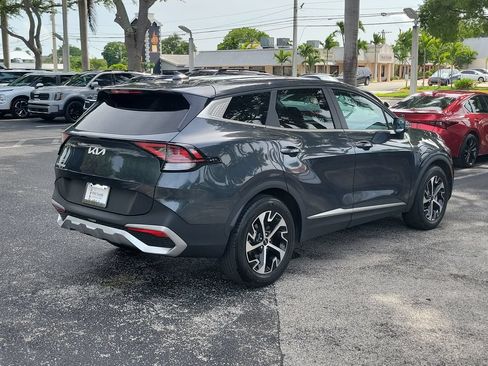 Certified 2024 Kia Sportage EX FWD image 6