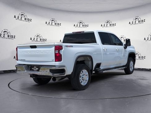 Used 2021 Chevrolet Silverado 2500 LT w/ Fleet Comfort Package AWD/4WD image 6