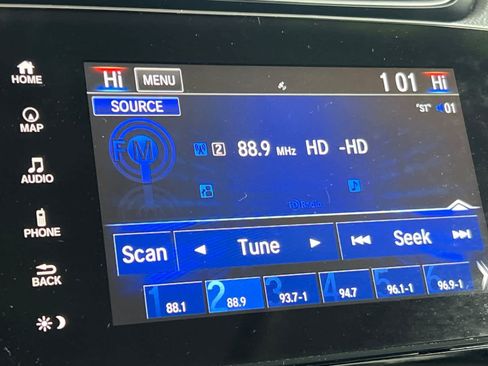 Used 2019 Honda CR-V Touring image 20