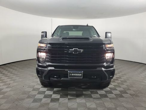 New 2026 Chevrolet Silverado 2500 Custom w/ Custom Value Package image 9