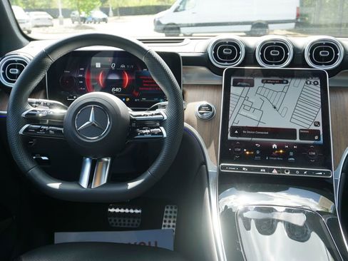 Certified 2023 Mercedes-Benz GLC 300 image 23
