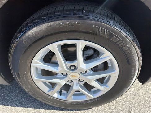 Used 2024 Chevrolet Equinox LT w/ LPO, Cargo Package image 12