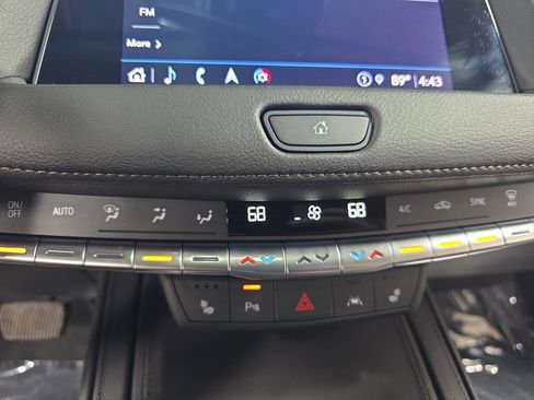 Used 2023 Cadillac XT4 Premium Luxury w/ Cold Weather Package AWD/4WD image 20
