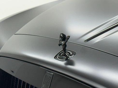 Used 2017 Rolls-Royce Dawn RWD image 42