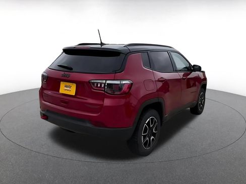 Used 2025 Jeep Compass Trailhawk AWD/4WD image 14