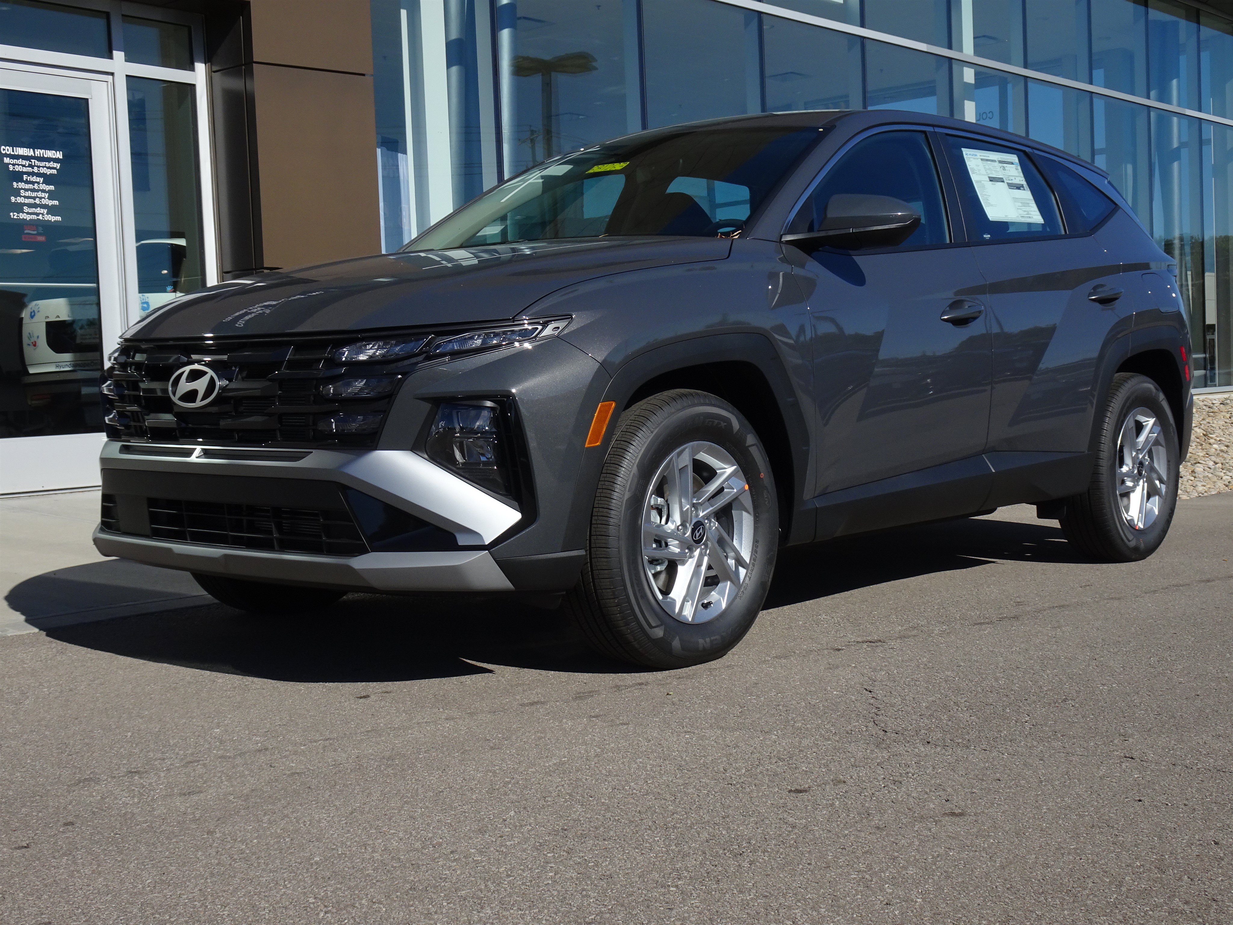 New 2026 Hyundai Tucson SE FWD image 1