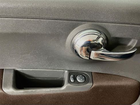 Used 2012 FIAT 500 Pop w/ Bose Premium Audio Pkg FWD image 20