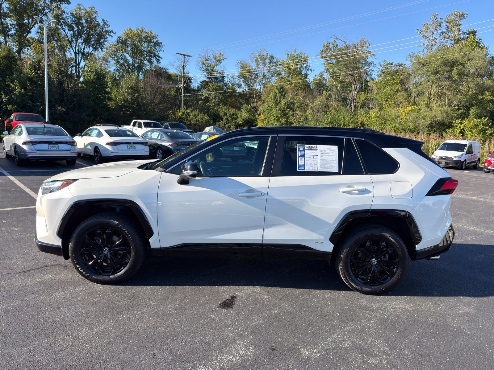 Used 2022 Toyota RAV4 XSE w/ XSE Grade Weather Package AWD/4WD image 3
