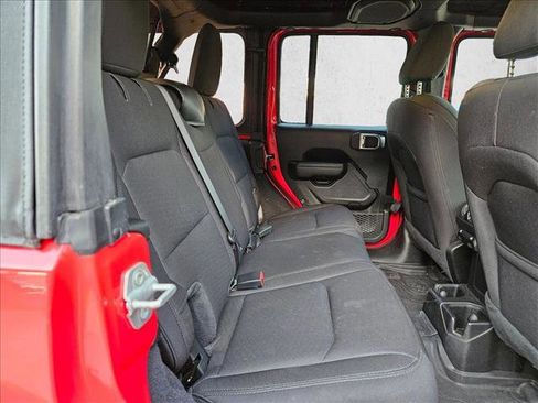Used 2022 Jeep Wrangler Unlimited Sport AWD/4WD image 17