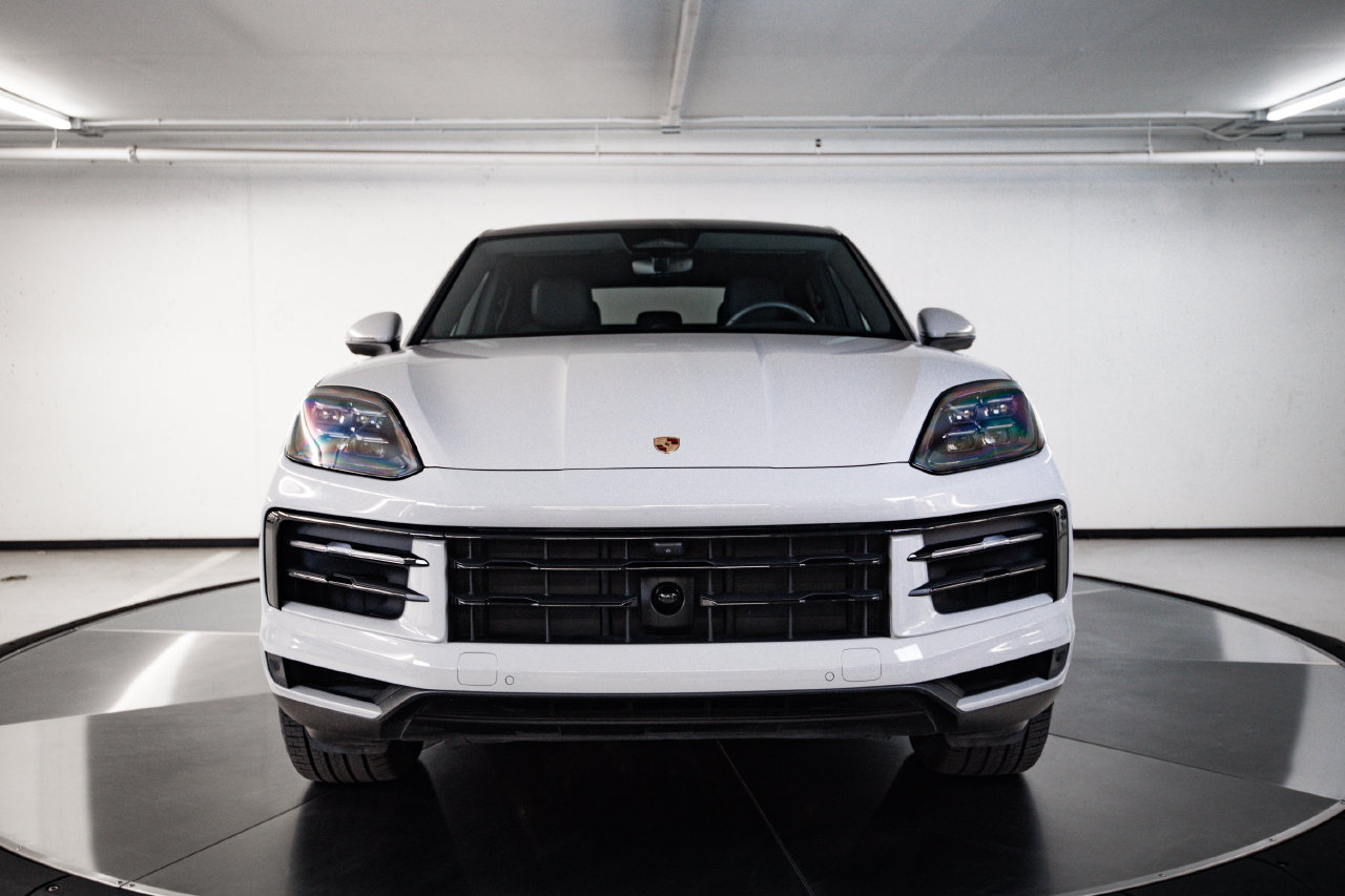 Certified 2026 Porsche Cayenne Coupe AWD/4WD image 10
