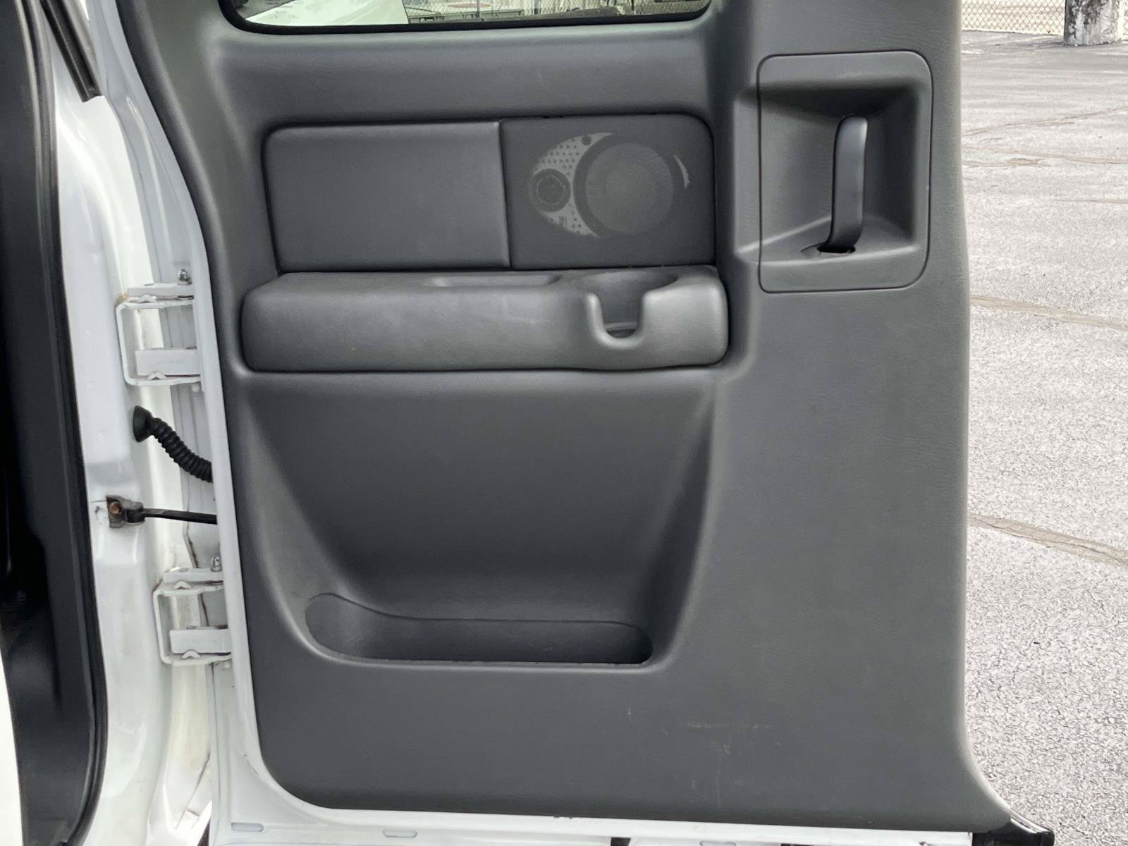 Used 2005 Chevrolet Silverado 1500 4x4 Extended Cab w/ Light Duty Power Package image 15