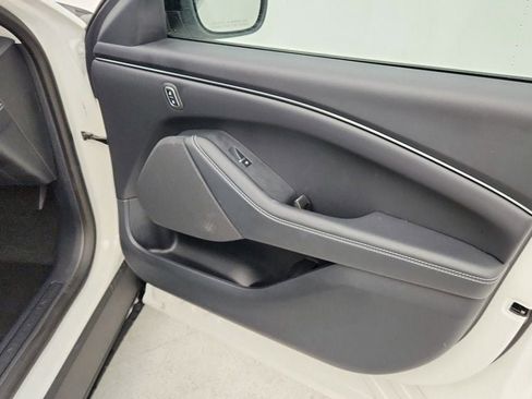 Used 2025 Ford Mustang Mach-E Select image 25