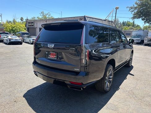 Used 2022 Cadillac Escalade ESV Sport Platinum AWD/4WD image 10