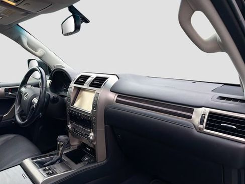 Used 2018 Lexus GX 460 w/ Navigation Package AWD/4WD image 30