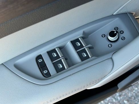 Used 2025 Audi Q5 Prestige image 74