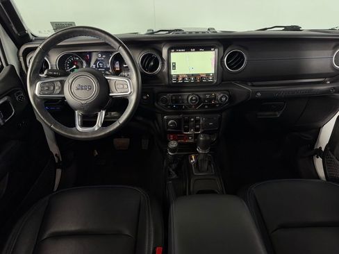 Used 2023 Jeep Wrangler Unlimited Rubicon 4xe w/ Steel Bumper Group AWD/4WD image 13
