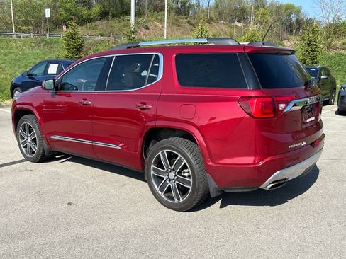 Certified 2019 GMC Acadia Denali w/ Technology Package AWD/4WD image 3