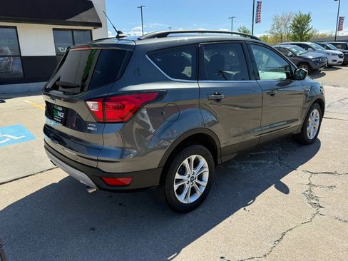 Used 2019 Ford Escape SEL AWD/4WD image 17