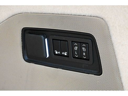 Certified 2023 Cadillac Escalade Premium Luxury w/ LPO, Radiant Package image 68