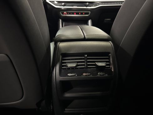 Used 2024 BMW X6 xDrive40i w/ Parking Assistance Package image 20