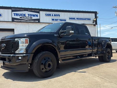 Used 2022 Ford F450 Lariat w/ Lariat Value Package AWD/4WD image 1