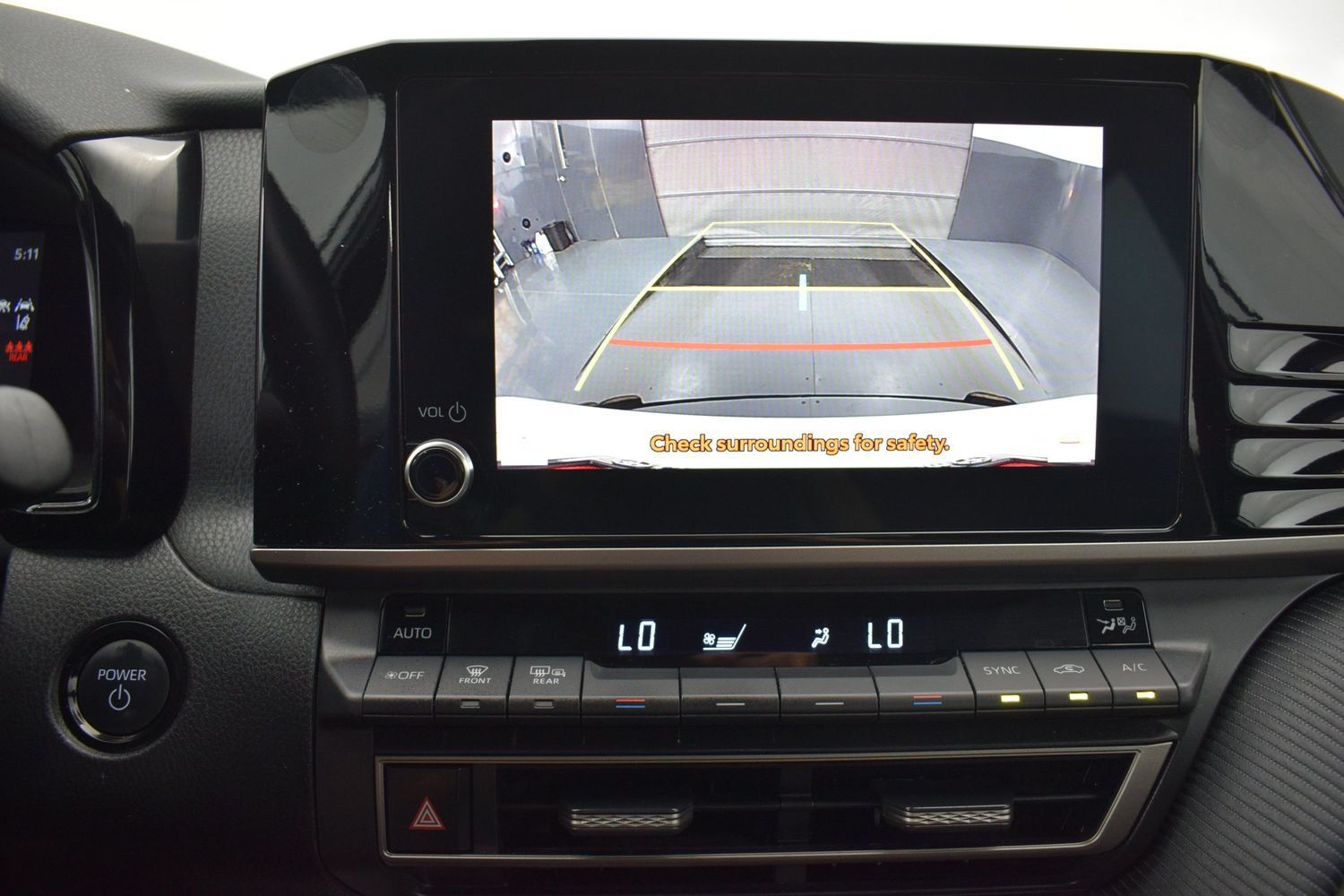 Used 2025 Toyota Camry SE FWD image 16