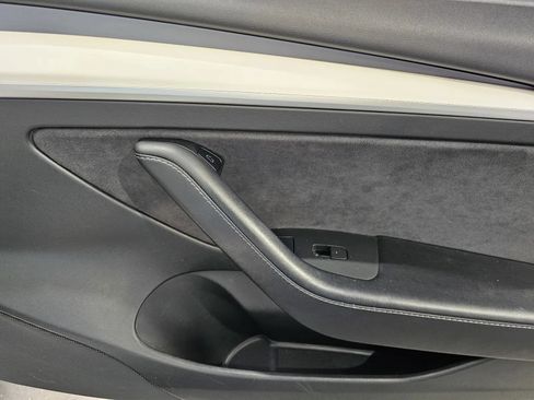 Used 2022 Tesla Model 3 RWD image 6