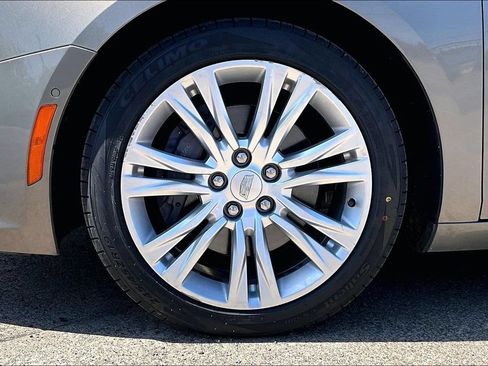 Used 2019 Cadillac XTS Luxury FWD image 12
