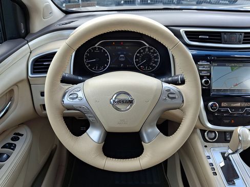 Used 2017 Nissan Murano SV w/ Premium Package AWD/4WD image 22
