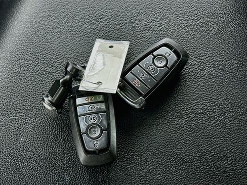 Used 2024 Ford Expedition Limited RWD image 26