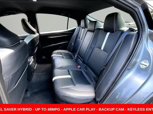 Used 2025 Toyota Camry SE FWD image 21