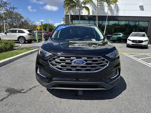 Used 2024 Ford Edge Titanium image 9