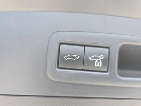 Used 2024 Lexus UX 250h FWD w/ Premium Package image 21